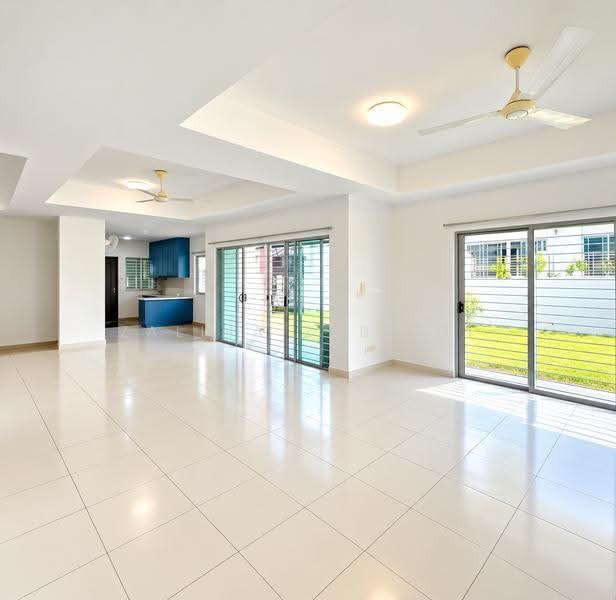 Terraced House for Sale in Denai Alam (Shah Alam) - Zalina Zubaidi - Living Room - PropertyGuru.com.my
