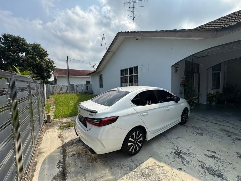 1-storey Terraced House for Sale in Kangkar Pulai (Skudai) - Sharon Ng - Exterior - PropertyGuru.com.my