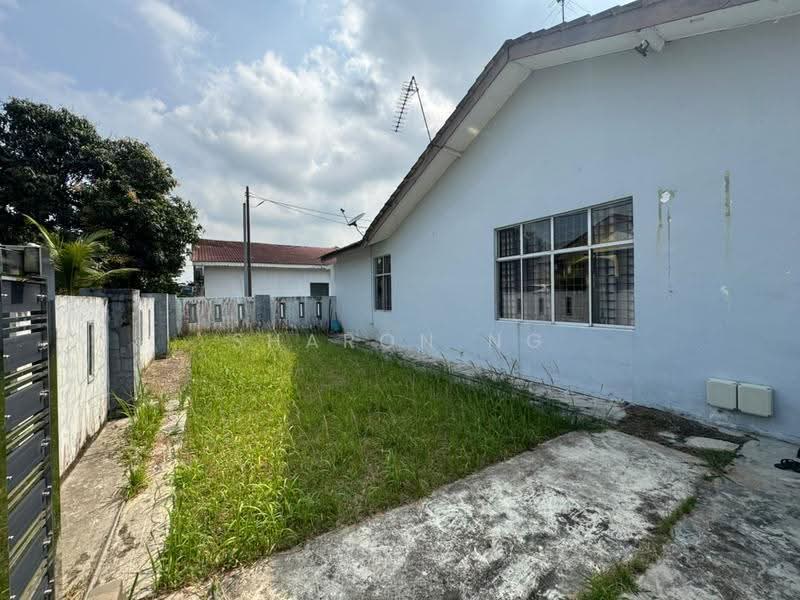 1-storey Terraced House for Sale in Kangkar Pulai (Skudai) - Sharon Ng - Exterior - PropertyGuru.com.my