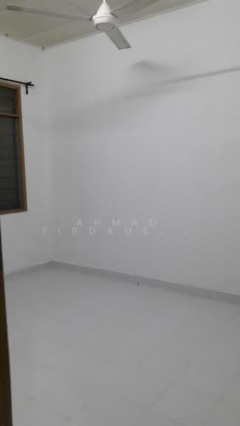 Apartment for Sale at Pangsapuri Daisy - Ahmad Firdaus Mahmod - Interior - PropertyGuru.com.my