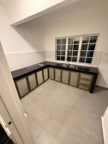 Semi-Detached House for Rent in Bandar Country Homes (Rawang) - Vikram . - Kitchen - PropertyGuru.com.my