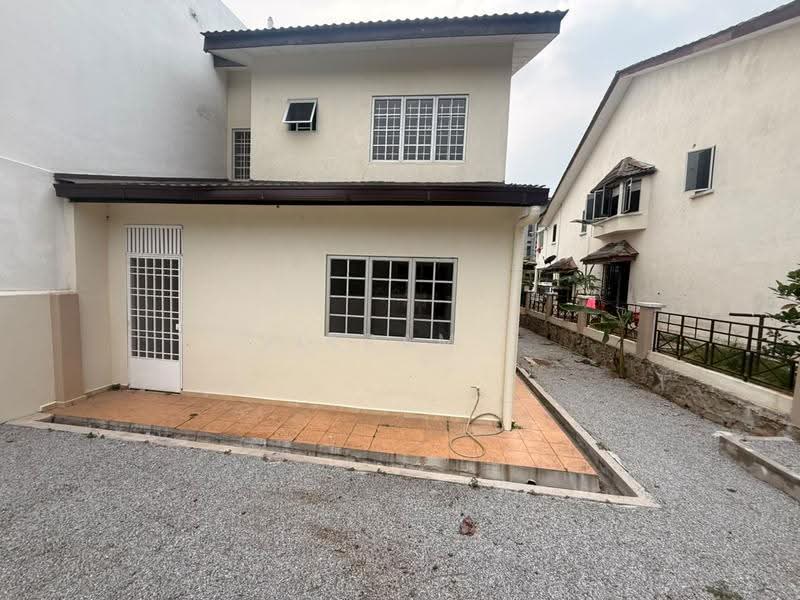 Semi-Detached House for Rent in Bandar Country Homes (Rawang) - Vikram . - Exterior - PropertyGuru.com.my