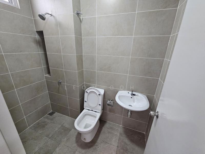 Rumah Teres 2-Tingkat untuk Disewa di Bandar Rimbayu (Telok Panglima Garang) - Leon Goh - Bathroom - PropertyGuru.com.my