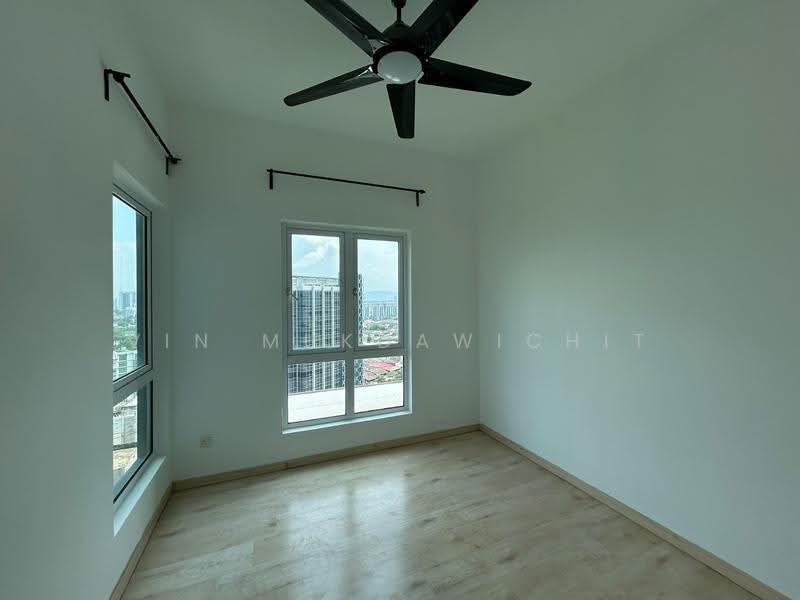 Condominium for Rent at The Holmes 1 - Vin Mukdawichit - Bedroom - PropertyGuru.com.my