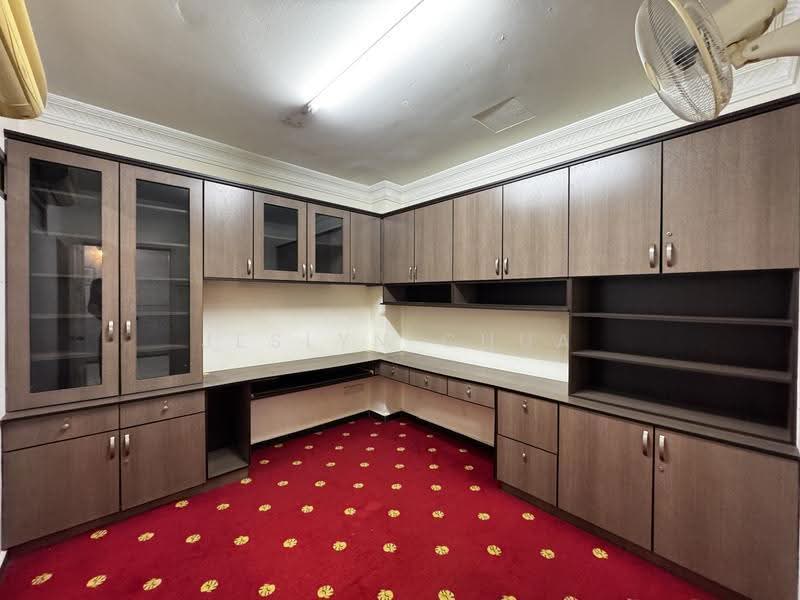 2-storey Terraced House for Sale in Usj 3a (Subang Jaya) - Jeslyn Chua - Study - PropertyGuru.com.my