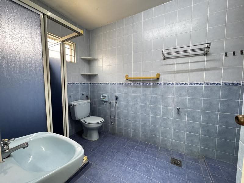 2-storey Terraced House for Sale in Usj 3a (Subang Jaya) - Jeslyn Chua - Bathroom - PropertyGuru.com.my