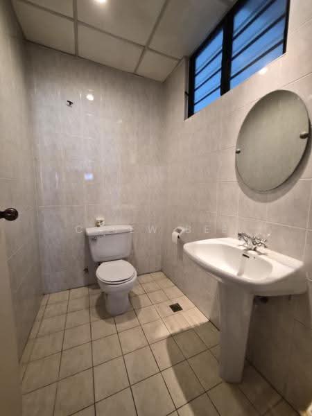 Condominium for Rent at Sri Pangkor Condominium - Chiew Bee - Bathroom - PropertyGuru.com.my
