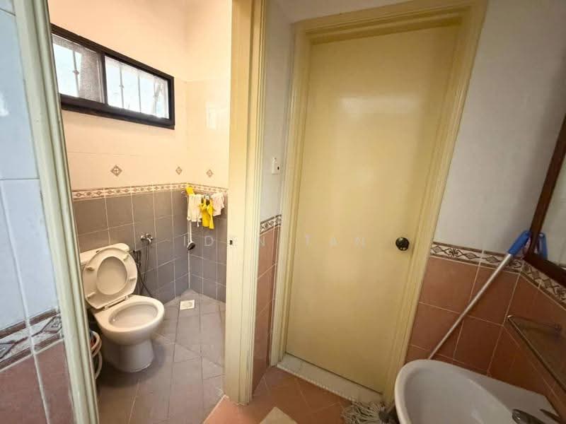 Rumah Teres 2-Tingkat untuk Dijual di Taman Perling (Perling) - Iden Tan - PropertyGuru.com.my