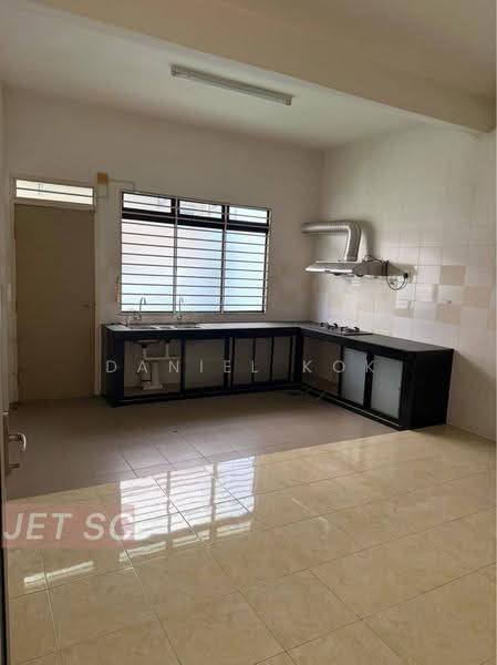 Semi-Detached House for Sale in Bandar Parklands (Klang) - Daniel Kok - Kitchen - PropertyGuru.com.my