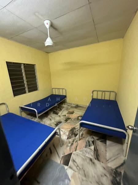 Flat for Sale at Rumah Pangsa Nilam Sari - Ahmad Firdaus Mahmod - Bedroom - PropertyGuru.com.my