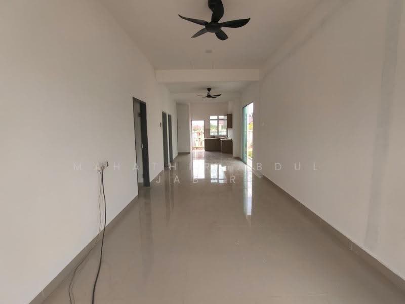 Rumah Berkembar untuk Dijual di Telok Panglima Garang (Selangor) - Mahathir Abdul Jabar - Interior - PropertyGuru.com.my