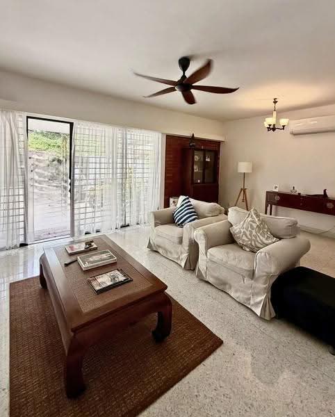 Rumah Teres 3-Tingkat untuk Dijual di Seputeh (Kuala Lumpur) - Marcus Wong - Living Room - PropertyGuru.com.my