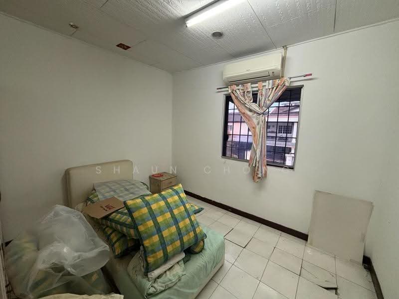 Rumah Teres 2-Tingkat untuk Dijual di Taman Bidara (Kajang) - Shaun Chong - Bedroom - PropertyGuru.com.my