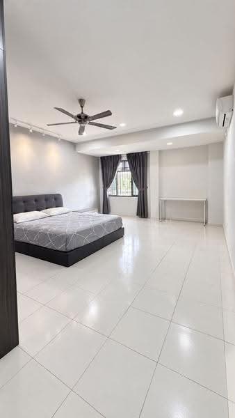 2-storey Terraced House for Sale in Taman Sri Putra (Tampoi) - Iden Tan - Bedroom - PropertyGuru.com.my