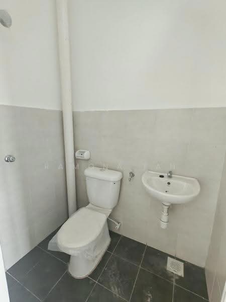 Terraced House for Sale in Alor Gajah (Melaka) - Ramona Tan - Bathroom - PropertyGuru.com.my