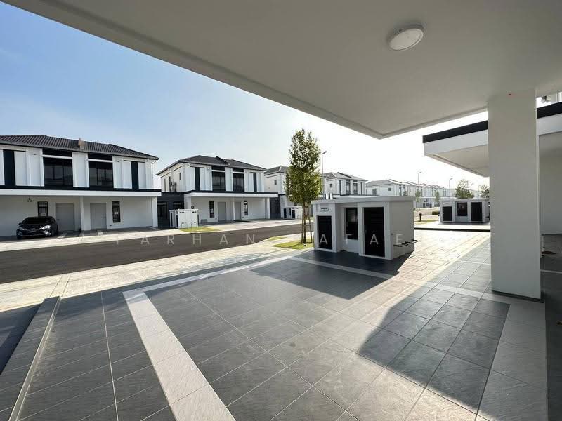 Rumah Teres 2-Tingkat untuk Dijual di Eco Grandeur (Puncak Alam) - Farhan Rafael - Exterior - PropertyGuru.com.my