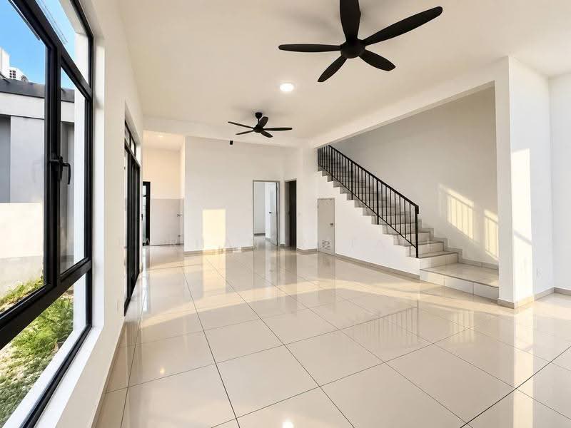 Rumah Teres 2-Tingkat untuk Dijual di Eco Grandeur (Puncak Alam) - Farhan Rafael - PropertyGuru.com.my