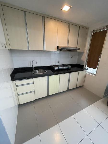 Service Residence for Rent at The Domain (Domain 1) @ NeoCyber - Alson Ooi - Kitchen - PropertyGuru.com.my
