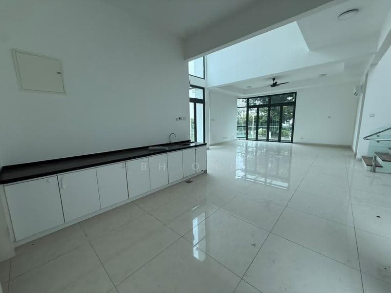3-storey Terraced House for Sale in Cyberjaya (Selangor) - BH Ong - Living Room - PropertyGuru.com.my