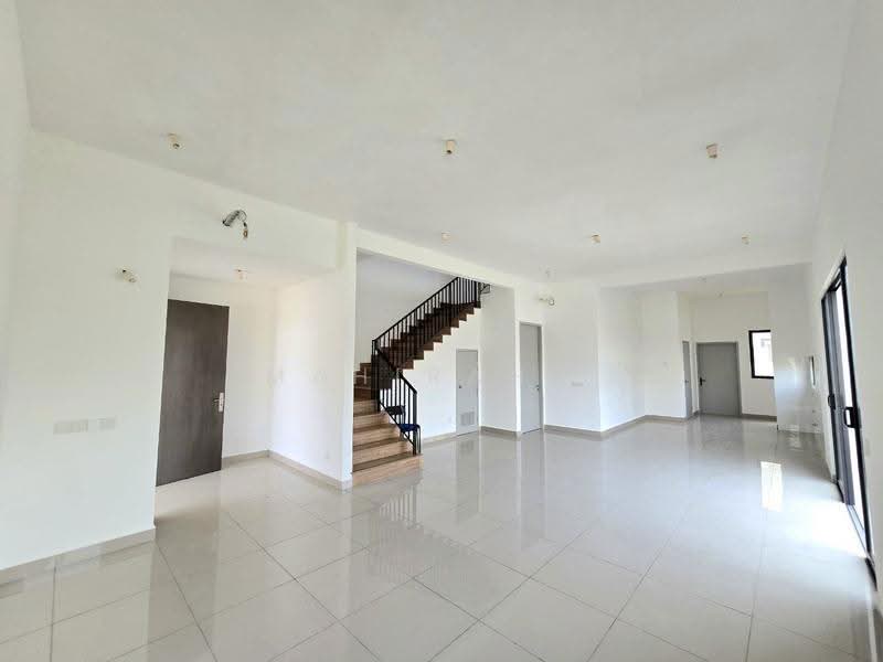 Rumah Berkembar untuk Dijual di Cyber 10 (Cyberjaya) - Mahirah . - Interior - PropertyGuru.com.my