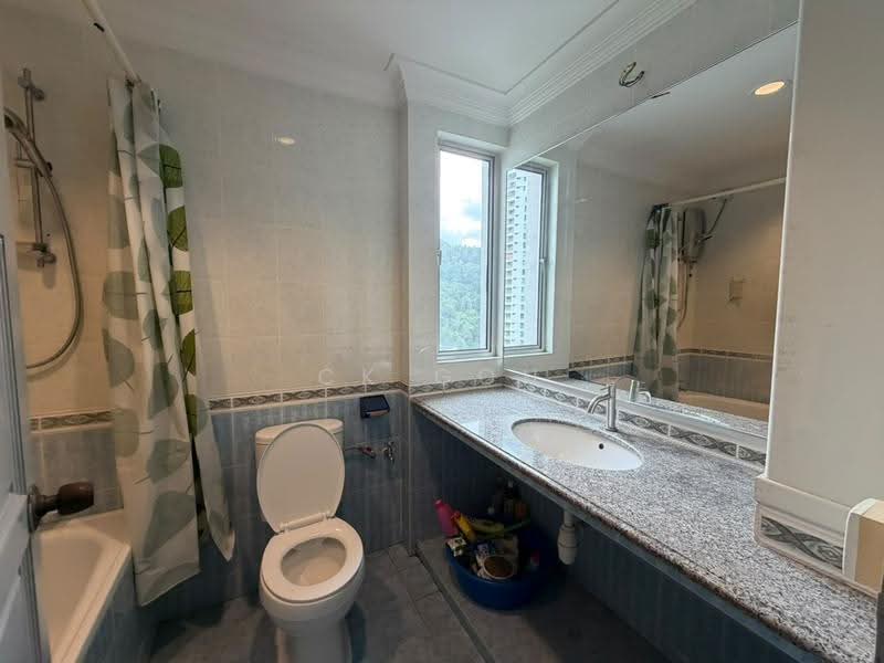 Kondominium untuk Disewa di The Reef Condominium - CK Goh - Bathroom - PropertyGuru.com.my