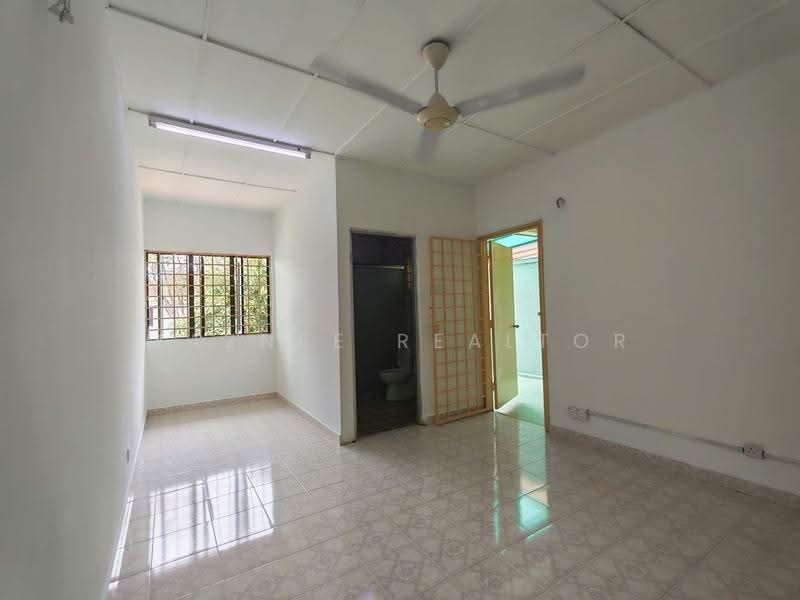 2-storey Terraced House for Sale in Taman Pandan Jaya (Ampang) - Maznee Realtor - Interior - PropertyGuru.com.my