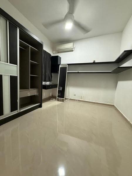 Apartment for Sale at Larkin Residence (Phase One) - Shieh Long Chen - Bedroom - PropertyGuru.com.my