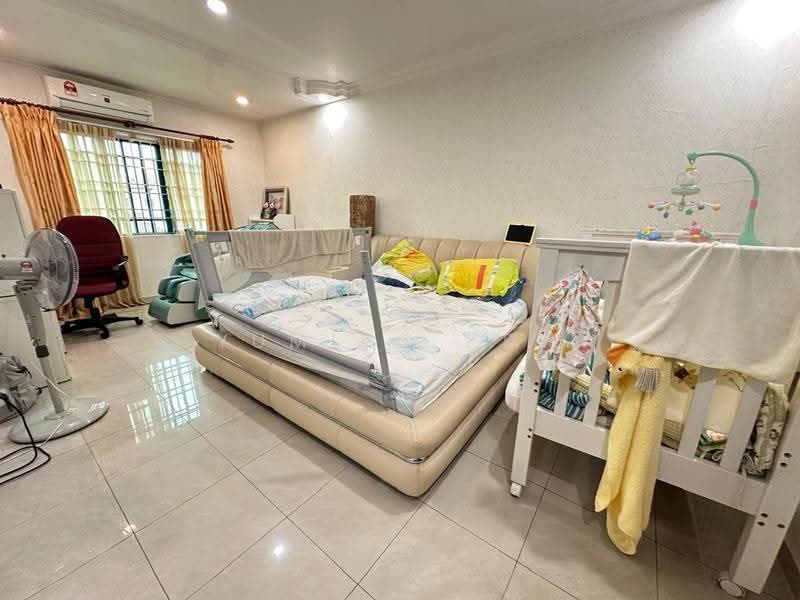 2-storey Terraced House for Sale in Sungai Long (Bandar Sungai Long) - Yumiko Kew - Bedroom - PropertyGuru.com.my
