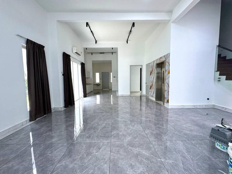 Semi-Detached House for Sale in Bandar Bukit Raja (Klang) - Muin Mn - Living Room - PropertyGuru.com.my