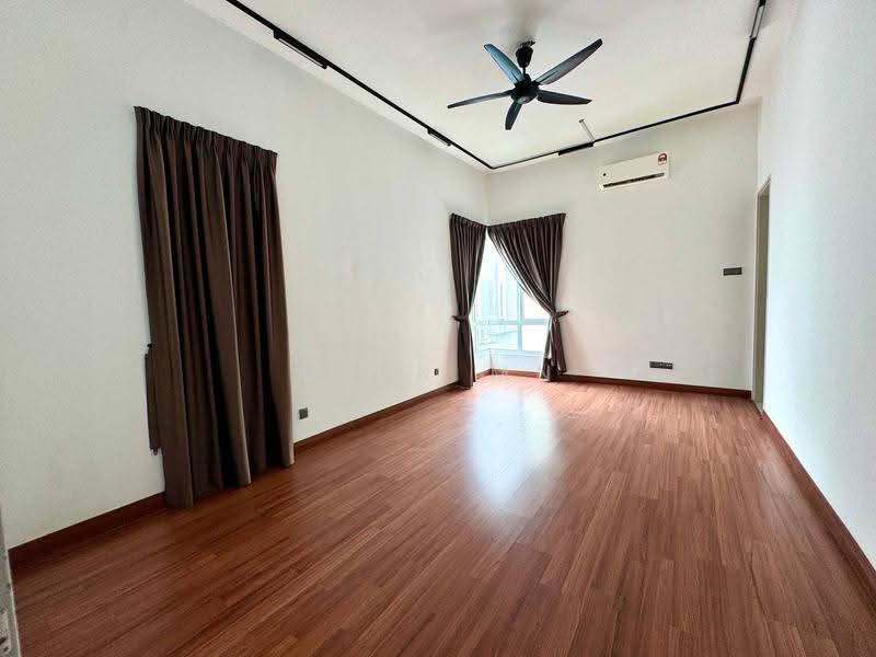 Semi-Detached House for Sale in Bandar Bukit Raja (Klang) - Muin Mn - Interior - PropertyGuru.com.my