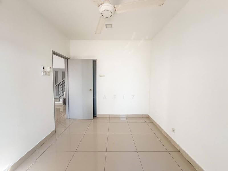 Rumah Berkembar untuk Dijual di Bandar Tasik Kesuma (Beranang) - Mahafiz . - PropertyGuru.com.my