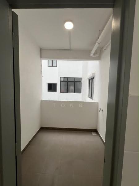 Condominium for Rent at Dezire Hill Residence - Shannah Tong - Balcony - PropertyGuru.com.my