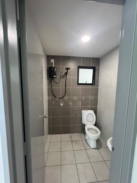 Condominium for Rent at Dezire Hill Residence - Shannah Tong - Bathroom - PropertyGuru.com.my