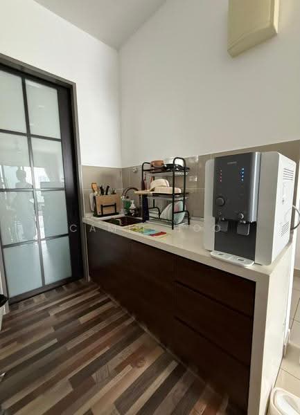 Kediaman Servis untuk Dijual di Zentro Residences Serviced Apartment - Camie Hoo - Kitchen - PropertyGuru.com.my