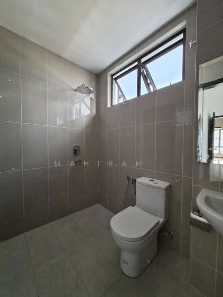 Rumah Teres 2-Tingkat untuk Dijual di Cyberjaya (Selangor) - Mahirah . - Bathroom - PropertyGuru.com.my