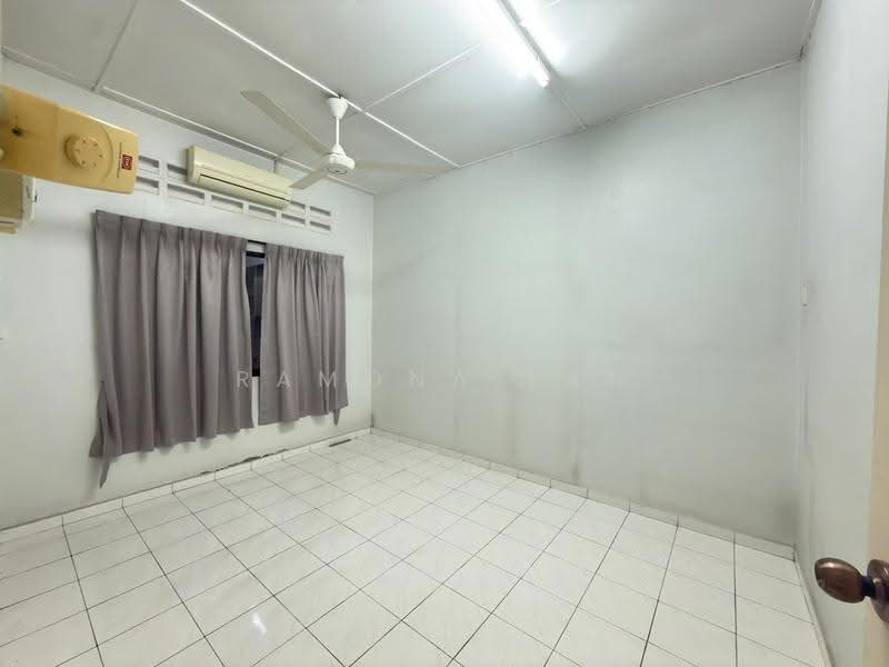 1-storey Terraced House for Sale in Taman Seri Duyong 2 (Duyong) - Ramona Tan - Interior - PropertyGuru.com.my