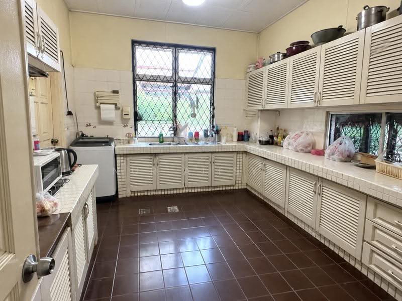 1.5-storey Terraced House for Sale in Seksyen 2 (Shah Alam) - Nur Alisya - Kitchen - PropertyGuru.com.my