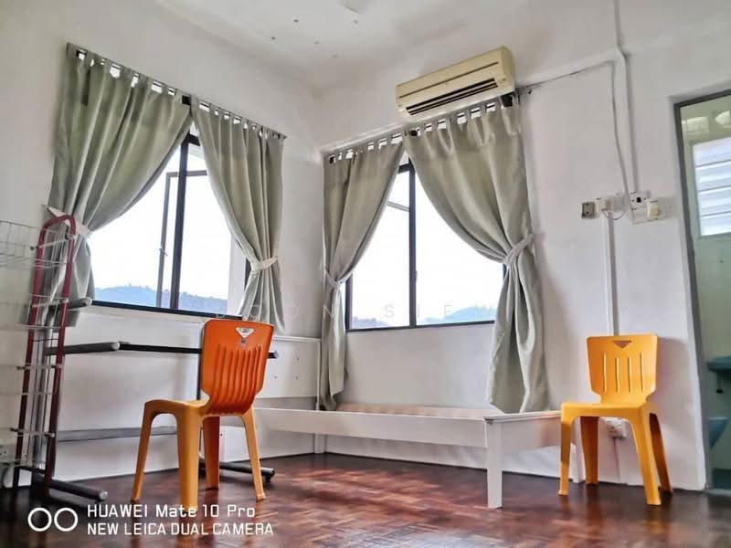 Kondominium untuk Dijual di University Heights - Boon Siew - Bedroom - PropertyGuru.com.my