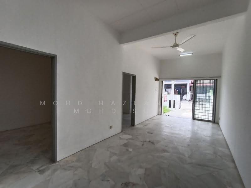 1-storey Terraced House for Sale in Bandar Puncak Alam (Puncak Alam) - Mohd Hazlan bin Mohd Sopi - PropertyGuru.com.my