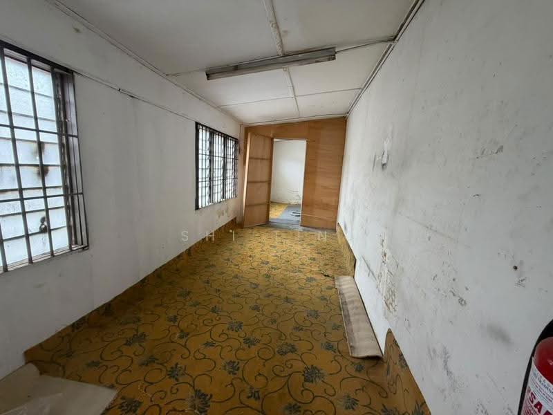 Kilang untuk Disewa di Taman Johor Jaya (Johor Bahru) - Shi Ting - PropertyGuru.com.my
