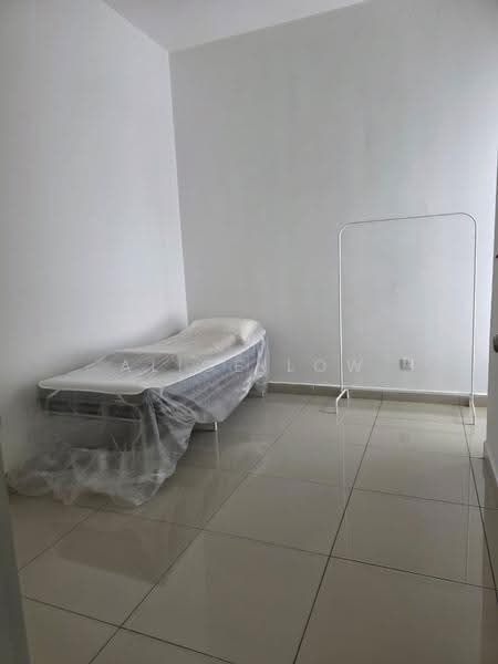 Condominium for Sale at Legendview - Alice Low - Bedroom - PropertyGuru.com.my