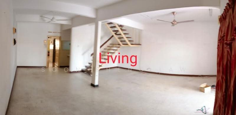 2-storey Terraced House for Rent in Cheras (Kuala Lumpur) - Soon Sheng Law - Living Room - PropertyGuru.com.my