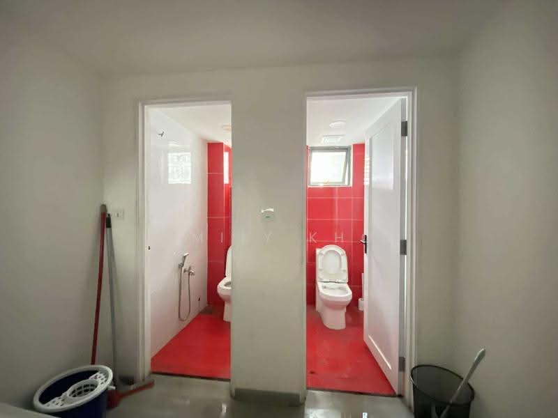 Kedai untuk Disewa di Shah Alam (Selangor) - Emily Kho - Bathroom - PropertyGuru.com.my