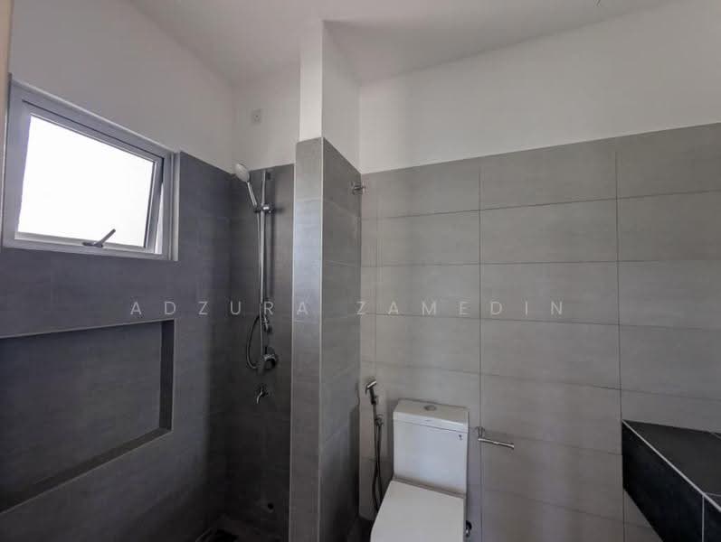 Rumah Teres 2-Tingkat untuk Dijual di Serene Heights (Semenyih) - Adzura Zamedin - Bathroom - PropertyGuru.com.my