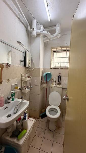 Flat for Sale at Flora Damansara Flat - Vanny Lum - Bathroom - PropertyGuru.com.my