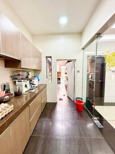 Semi-Detached House for Sale in Setia Eco Park (Setia Alam) - Mohammad Din Majid - Kitchen - PropertyGuru.com.my