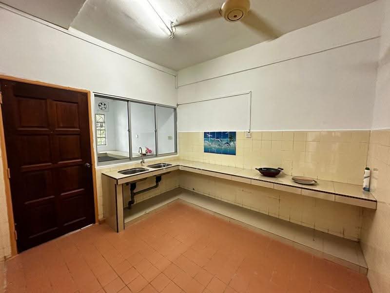 2-storey Terraced House for Sale in Taman Tun Teja (Rawang) - Steven Lee - Kitchen - PropertyGuru.com.my