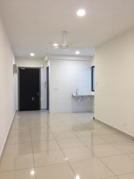 Service Residence for Sale at KL Traders Square - Kathy Yap - Entrance - PropertyGuru.com.my