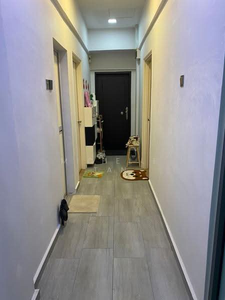 Pangsapuri untuk Dijual di Sri Bahagia Court - Michelle Tan - Corridor - PropertyGuru.com.my