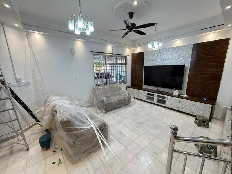 Rumah Berkembar untuk Dijual di Taman Universiti (Skudai) - Shirley Pang - Living Room - PropertyGuru.com.my
